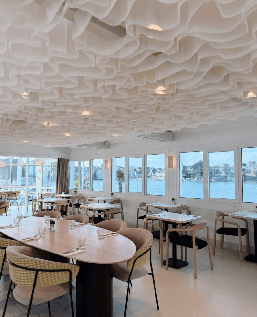 Restaurant La Croisette à Bénodet – vue sur le port et cuisine de produits frais